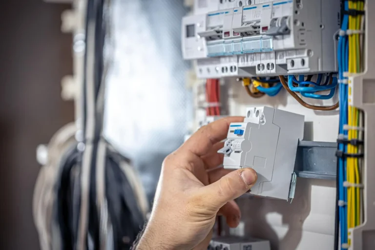 Electricista Malaga 2 768x512