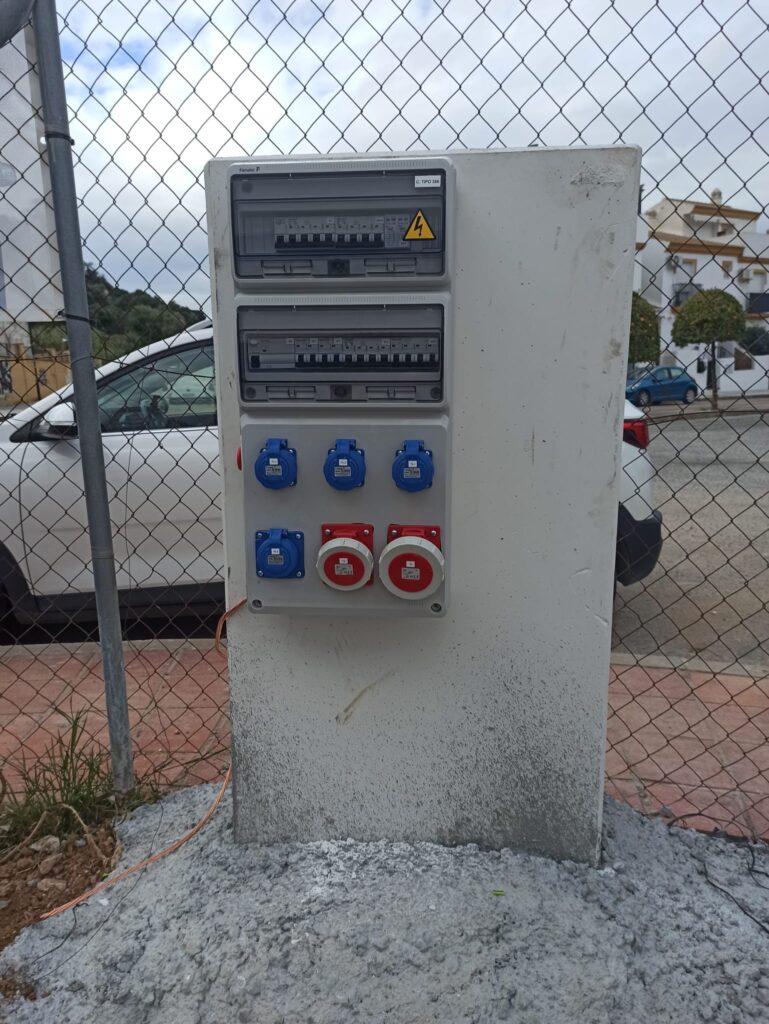 Instalaciones Electricista (2)